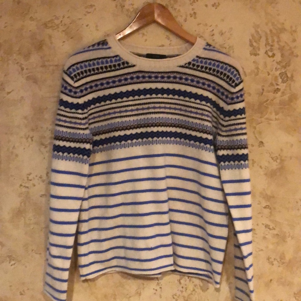 J. Crew Ivory Fair Isle 100% Wool Blue n White Striped. No piling One spot shown